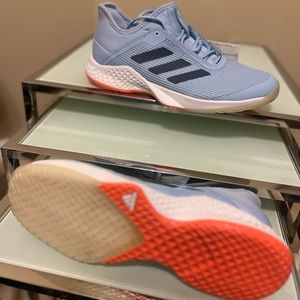 Adizero Club W Men’s athletic shoes